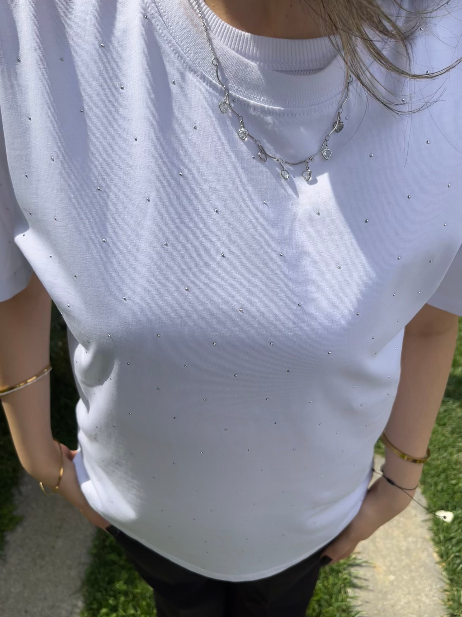 Beyaz Taşlı T-Shirt